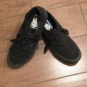 7.5 all black vans